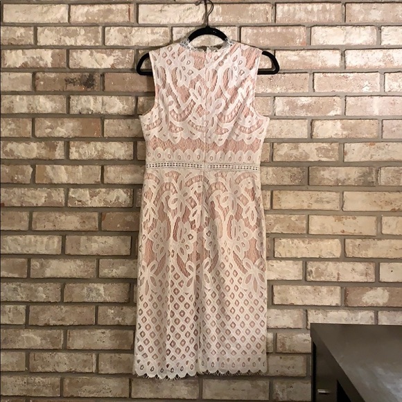 White Lace Lulu’s Dress - Picture 2 of 3